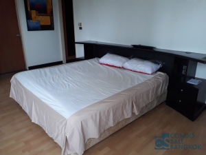 Rare item .Heart of Sukhumvit 16,  2 bedrooms 113 sqm. High floor with superb city view.