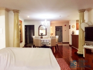 Condo for sale 3BR169 sqm. Close to BTS Asoke & MRT Sukhumvit.