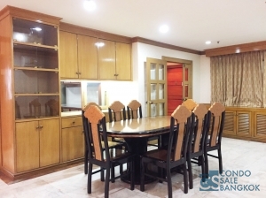 Condo for sale at Sukhumvit 39, 3 Bedrooms 3 Bathrooms 1 Maid, 193.11 sqm.