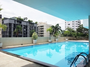 Condo for sale at Sukhumvit 39, 3 Bedrooms 3 Bathrooms 1 Maid, 193.11 sqm.