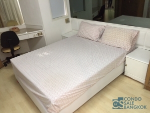 Condo for Rent!! Lookout Thonglor, 3 bedrooms 170 Sq.m. High floor, Walk to Thonglor BTS.
