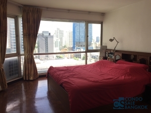 Condo for sale in Sukhumvit 13, 1 bedroom, 60.8 Sq.m. fully furnished.