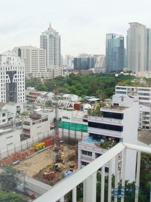 For Rent!! Bright Sukhumvit 24, Duplex 3 Bedroom 165 sqm. High floor.