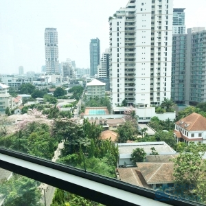 H condo for sale in Sukhumvit 43, 2 bedroom 62.04 sqm. Near Propmpong BTS