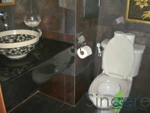 Condo for sale near Promphong BTS. 250 sq.m. 3 bedrooms