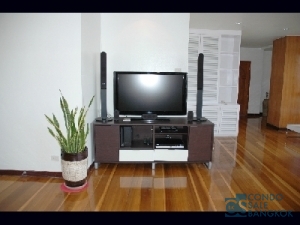 Condo for sale Sukhumvit 248 sq.m. 3 bedrooms. Promphong BTS