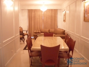 Condo for sale at Sukhumvit 21-Asoke, 2 bedrooms 77 sqm. Close to MRT, BTS and Airport Link.