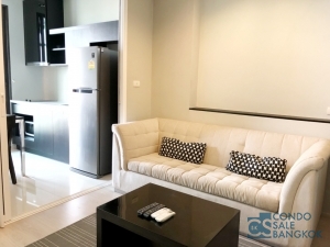 Condo for sale at Rhythm Sukhumvit 44/1, 1 bedroom 32 Sq.m. Just 1 minute walk to BTS Phra Khanong.