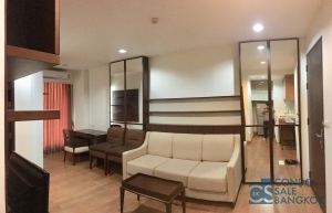 Condo for sale at Sukhumvit 42, Fully furnished 45 sq.m. 1 bedroom, Only 5 minutes walk to BTS Ekamai.