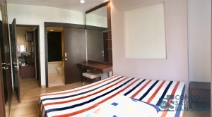 Condo for sale at Sukhumvit 42, Fully furnished 45 sq.m. 1 bedroom, Only 5 minutes walk to BTS Ekamai.