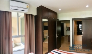 Condo for sale at Sukhumvit 42, Fully furnished 45 sq.m. 1 bedroom, Only 5 minutes walk to BTS Ekamai.