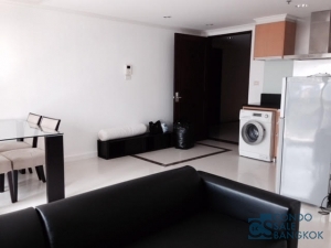 Sell with Tenants at Sukhumvit 11, one bedroom 61.19 sqm. Close to BTS Nana.