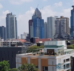 Sell with Tenants, Hyde Sukhumvit 11 condo for sale 58.54 sq.m. 2 bedrooms, Walk to BTS.