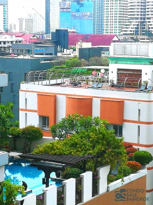 Sell with Tenants, Hyde Sukhumvit 11 condo for sale 58.54 sq.m. 2 bedrooms, Walk to BTS.