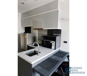 Wyne Sukhumvit condo for sale, 1 bedroom 30 Sq.m. Facing Ekamai area.