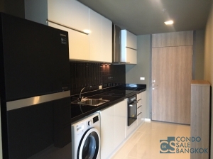 Sell with Tenants, Skywalk to Thonglor BTS. Fully furnished 62 sq.m. 1 bedroom.