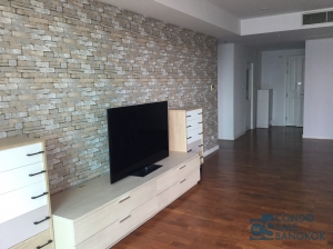 Condo for rent at Sukhumvit 24,  3 Bedrooms 145 sq.m. Walk to BTS Prompong.