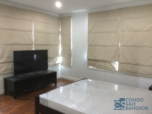 Condo for rent at Sukhumvit 24,  3 Bedrooms 145 sq.m. Walk to BTS Prompong.