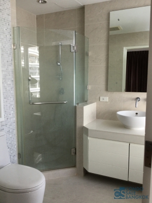 Condo for rent at Sukhumvit 24,  3 Bedrooms 145 sq.m. Walk to BTS Prompong.