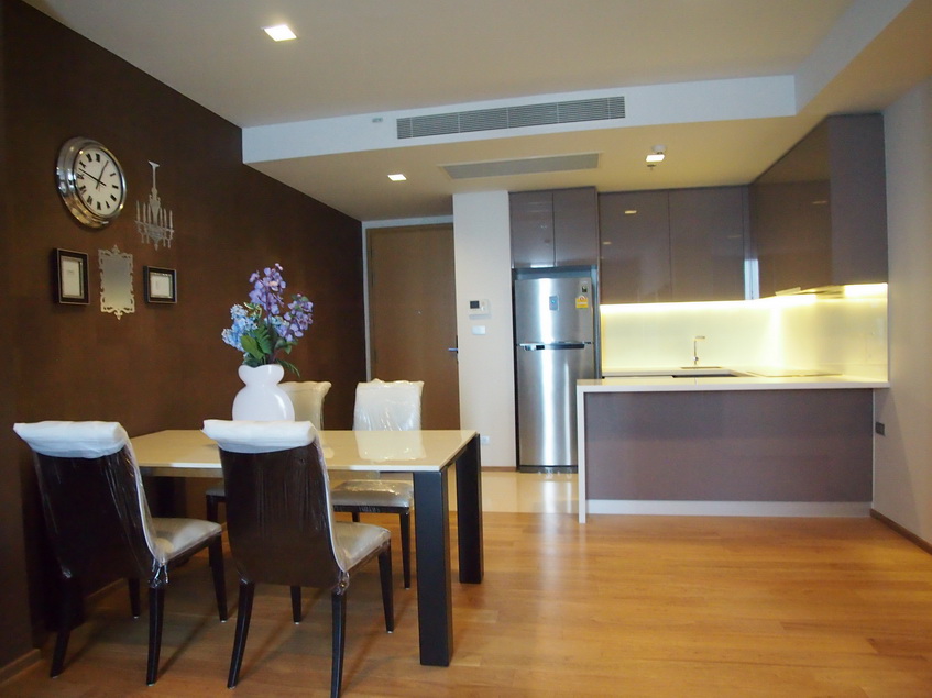 Brand new Condo! : 2bed/2bath , FULLY LUXURY 1st class furnished, Corner room 85 sq.m.,Pararomic view.