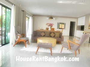 New house for SALE on Ratchada-Viphavadi roads, with garden & pool, 400 Sqm., 2 floors, 3 bedrooms, modern style, furnished.