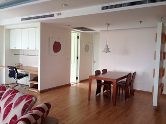 Wireless Road, Panoramic View, 215 sq.m. for 2 bedroom plus maid room and 2 bathroom. Pet Allowed.
