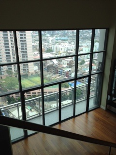 Sukhumvit 24,New Modern Duplex style ,162 sq.m.,3 bedrooms 3 bathroom