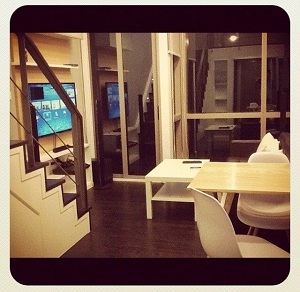 Sukhumvit 38, Duplex style 40 sq.m. for 1 bedroom.