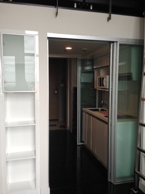Sukhumvit 38, Modern duplex style for 1 bedroom , 33 sq.m.