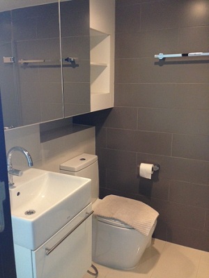 Sukhumvit 38, Modern duplex style for 1 bedroom , 33 sq.m.
