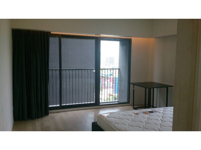 Sukhumvit 36 easy to get BTS Thonglor only 50m.for 1 bedroom , 54 sq.m.