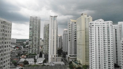 Condo for rent in Sukhumvit 24 , Nice view for 100 sq.m.,2 bedroom 2 bathroom with balcony.