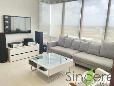 Condo for sale in Bangkok Sukhumvit 24,Very good condo ,high floor and great location for 1 bed with superb view.