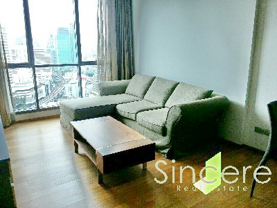 Condo for sale on main Sukhumvit road heart of Bangkok. Modern compound 2 bedrooms 73 sq.m. Nicely furnished. Want to sell!!!