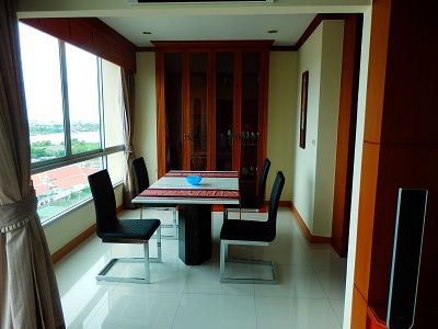 Condo for sale,Rama 3 -Sathorn Narathiwas, fully furnished 108 sq.m. for 2 bedrooms 2 bathrooms. Easy access to expressway.