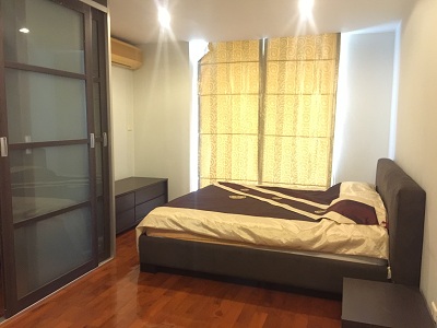 Condo for sale in Sukhumvit 15, Near by NIST school. 3 bedrooms ,Nice living area