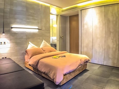 Exclusive & Luxury Duplex unit in the heart of Bangkok