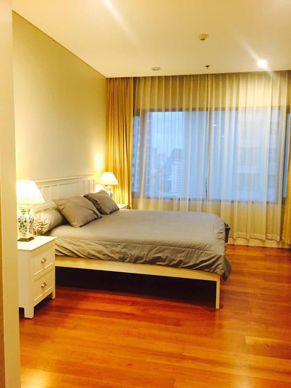 Condo for sale in Sukhumvit Prompong BTS M district