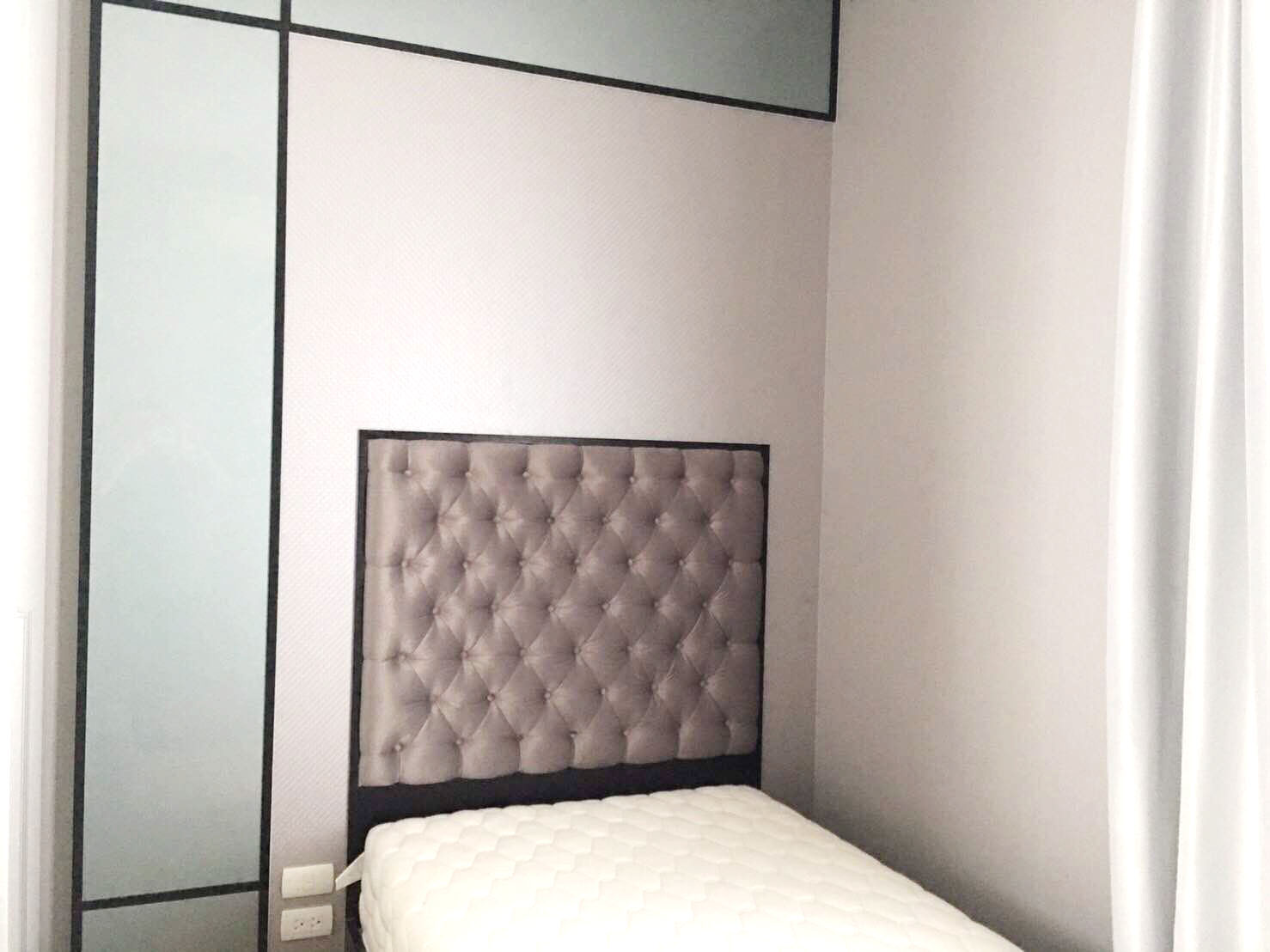 Best location condominium for sale and rent in Sukhumvit 39 decorate luxury and closed to Prompong BTS 2 BRs 77 sq.m.