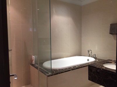 HOT! Condo for sale, 1 bedroom 67 sq.m. 3 mins walk to BTS Asoke. High floor with superb view and comfortable .