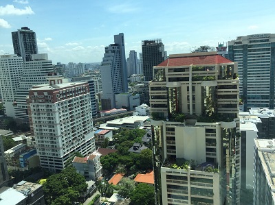 HOT! Condo for sale, 1 bedroom 67 sq.m. 3 mins walk to BTS Asoke. High floor with superb view and comfortable .