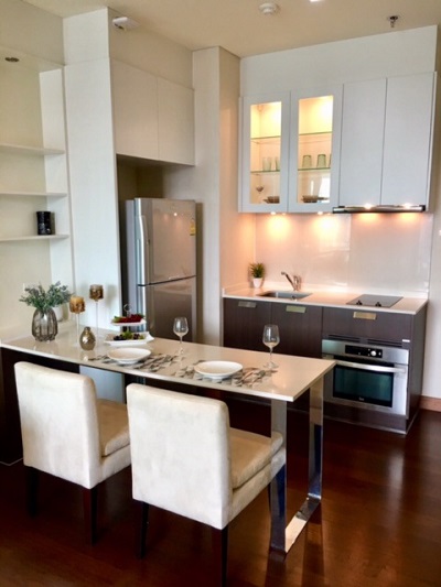 Condo for rent 1bedroom  Luxury Fully Furnished Thonglor