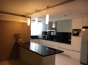 Condo for rent!! 3/4 bedrooms 3 bathrooms 252 sq.m.