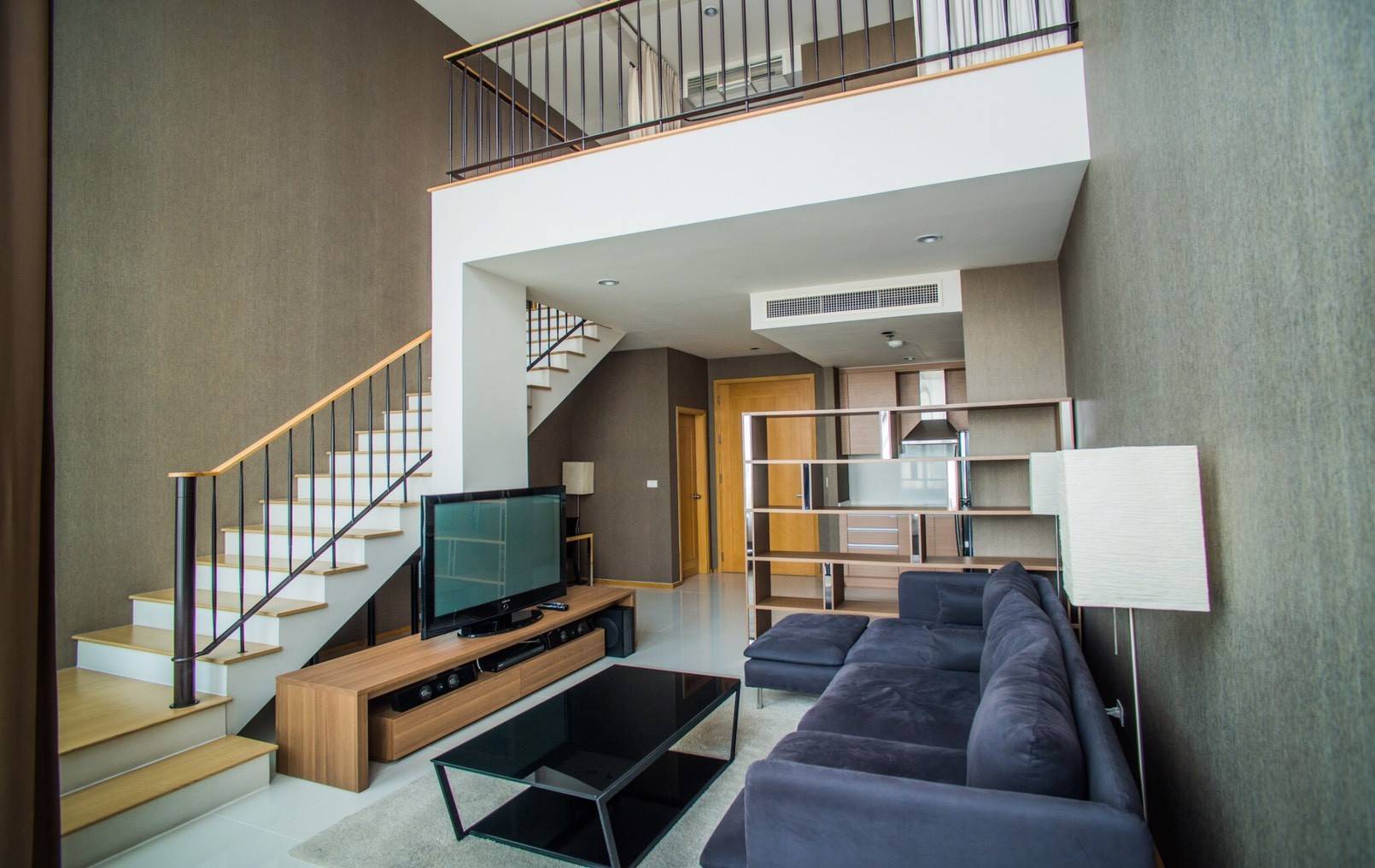 Condo for Sale!! Super Modern Duplex at  The Emporio Place on Sukhumvit 24,1 bedroom 75 Sq.m. High floor, Phrom Phong BTS.