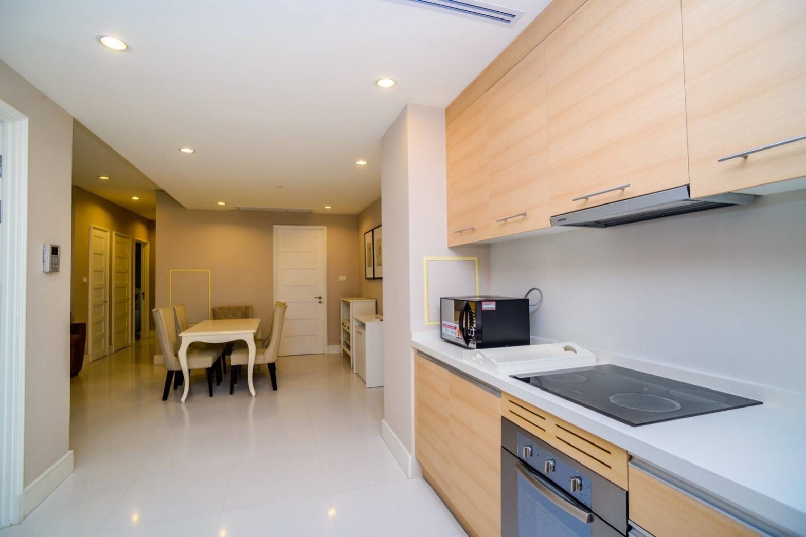 Condo for rent!! Aguston Sukhumvit 22 in Bangkok, High floor, City view, 3 bedrooms 138 sq.m.