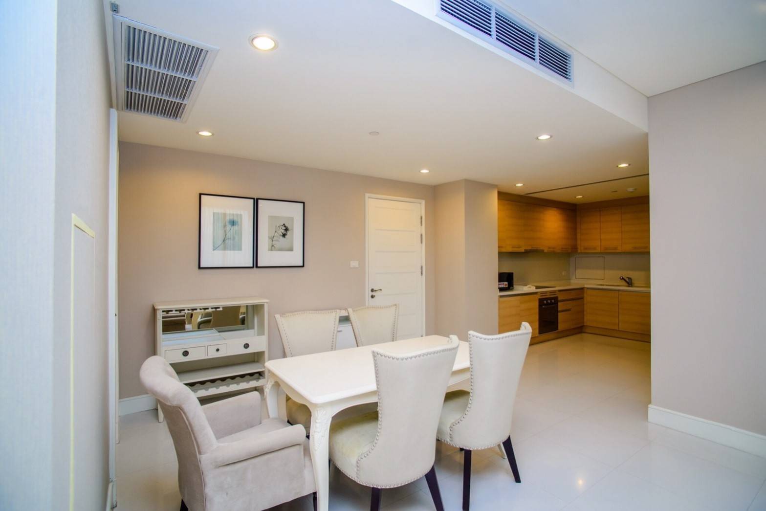 Condo for rent!! Aguston Sukhumvit 22 in Bangkok, High floor, City view, 3 bedrooms 138 sq.m.