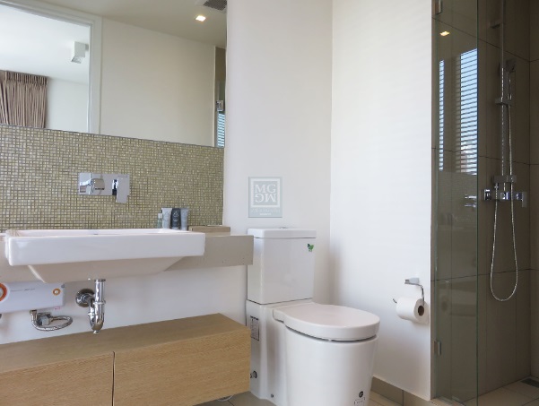 Brand new!! The Lofts Ekkamai condo for rent in Bangkok. 2 bedrooms, Size 74 sqm. Walk to Ekkamai BTS.
