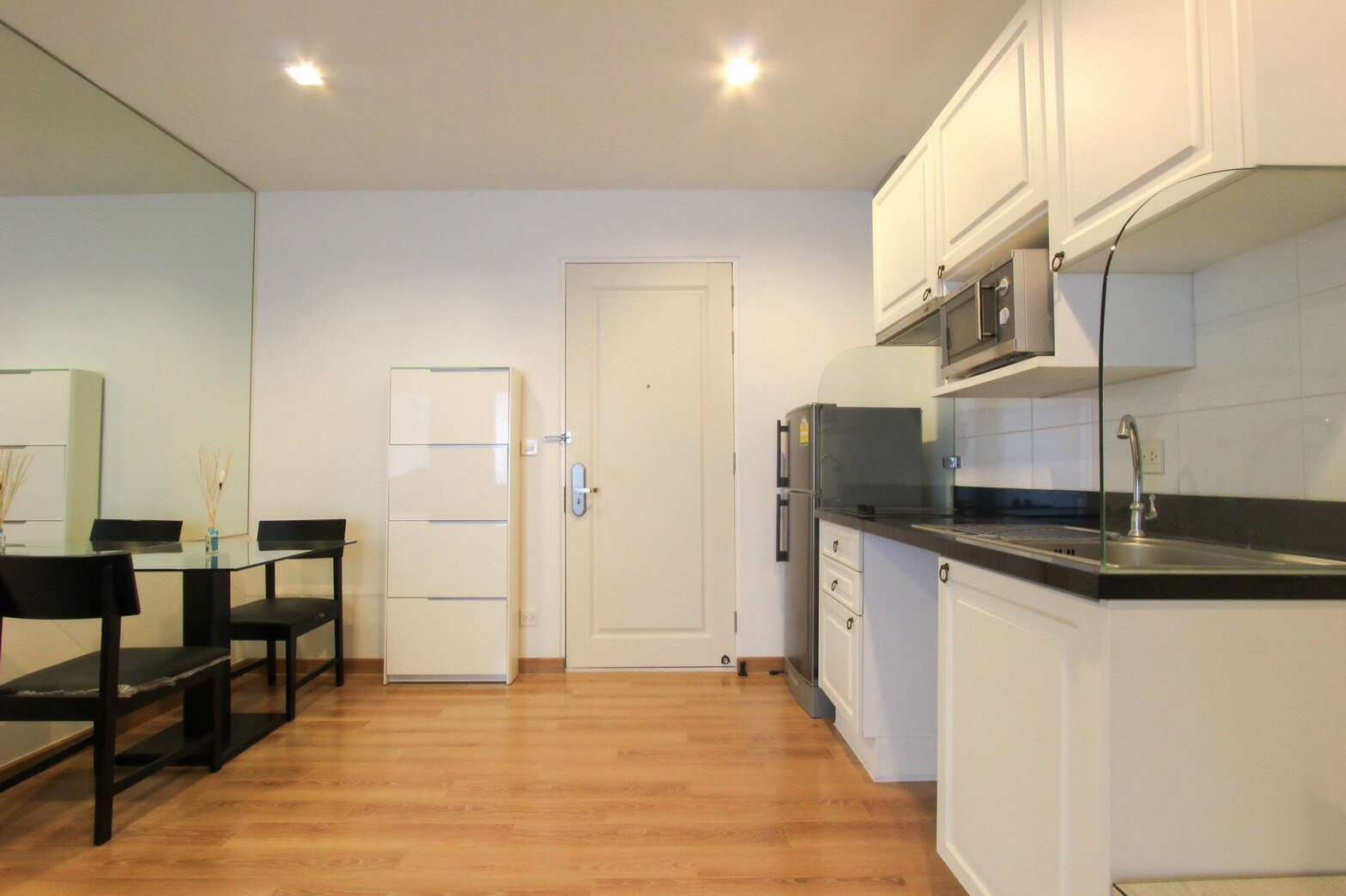 Condo for sale!!  The Seed Memories Siam, 1 bed, 37 Sq.m. Walk to 	<br />
National Stadium BTS.