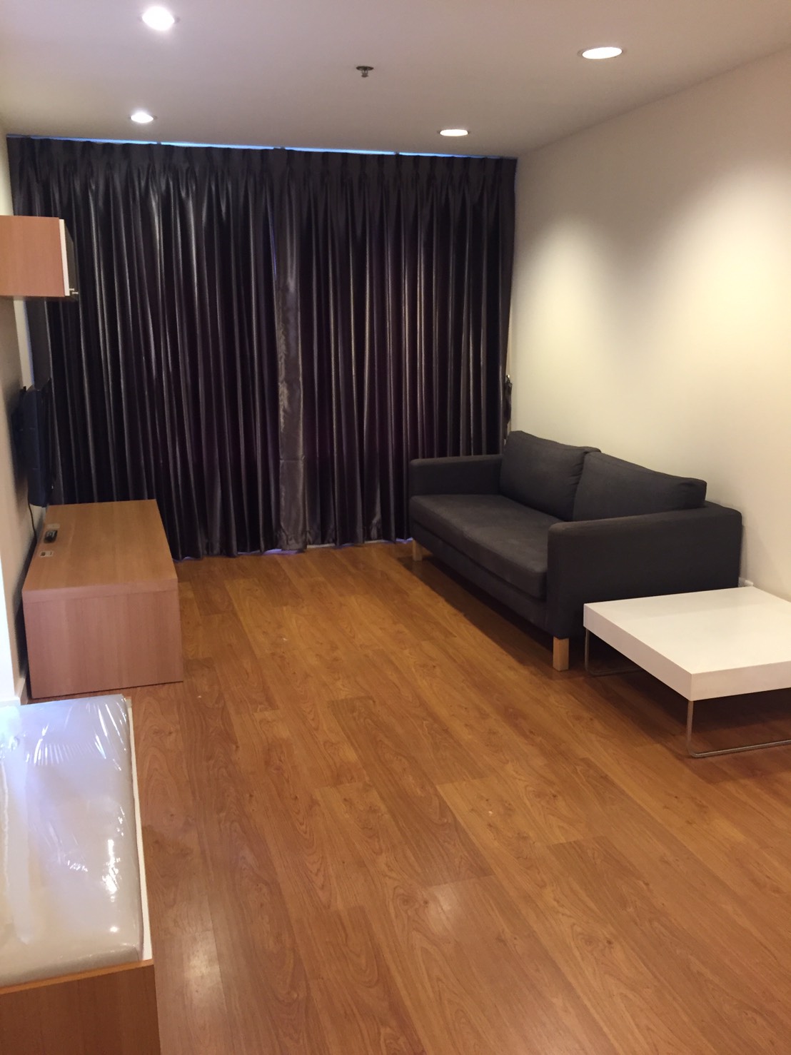 One X Sukhumvit 26, condo for rent, 1 bedroom 50 Sq.m. High floor, Near Phrom Phong BTS.