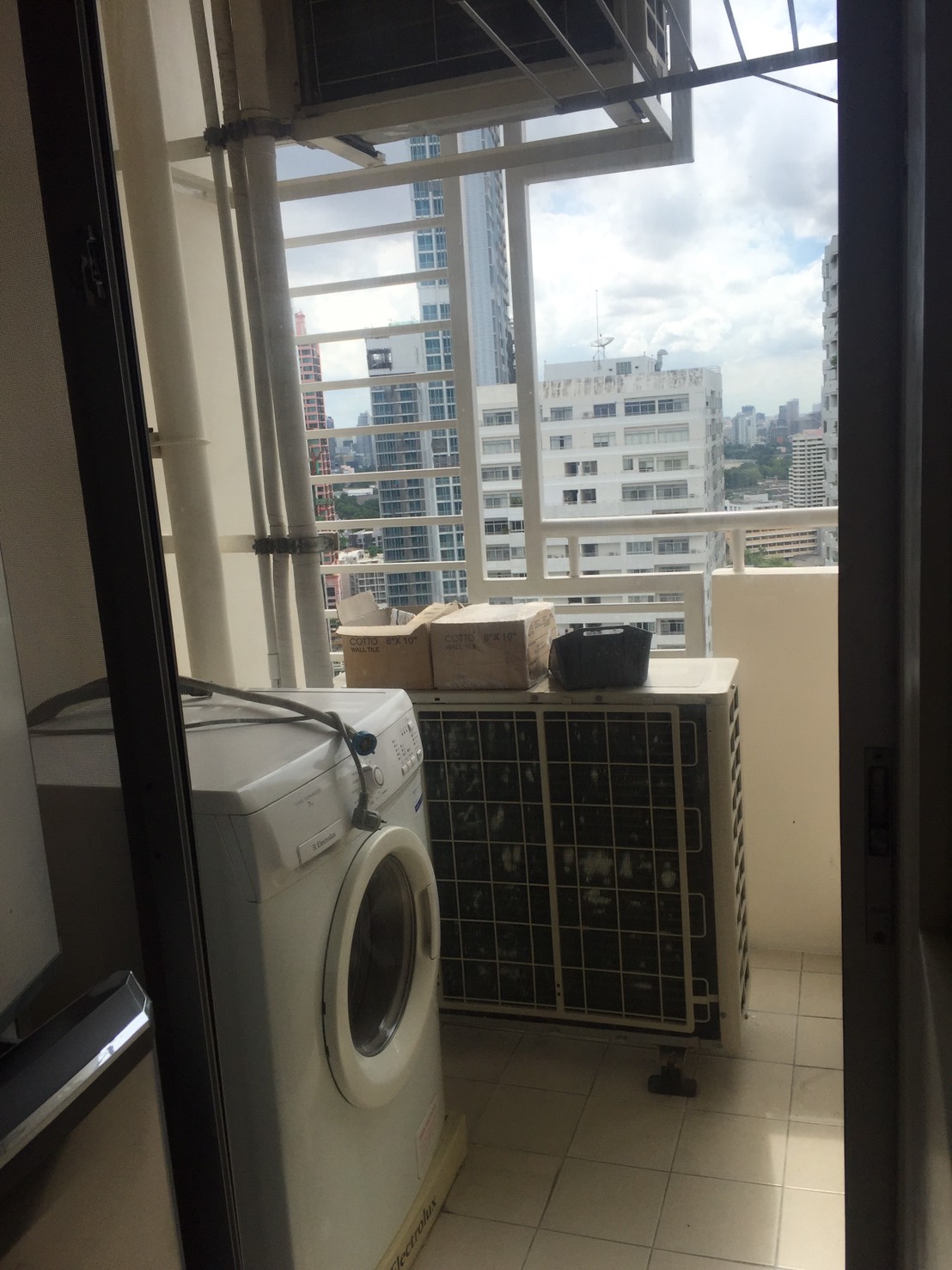 One X Sukhumvit 26, condo for rent, 1 bedroom 50 Sq.m. High floor, Near Phrom Phong BTS.